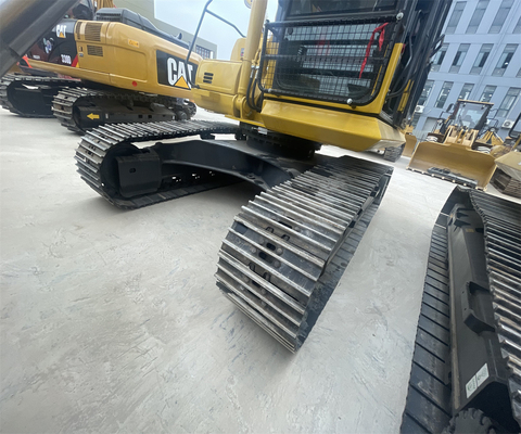 2018 KOMATSU PC220-8 Эксплуатационный экскаватор с двигателем MITSUBISHI в хорошем рабочем состоянии
