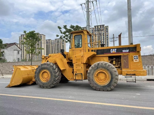 6тонная номинальная нагрузка CAT980F Подержанный колесный погрузчик с другим гидравлическим насосом и в хорошем состоянии