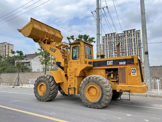 6тонная номинальная нагрузка CAT980F Подержанный колесный погрузчик с другим гидравлическим насосом и в хорошем состоянии
