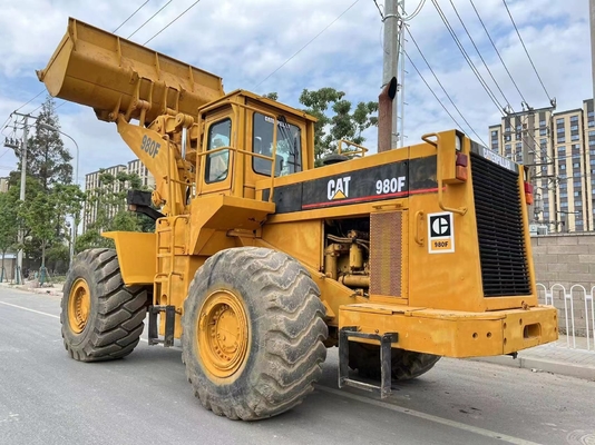 6тонная номинальная нагрузка CAT980F Подержанный колесный погрузчик с другим гидравлическим насосом и в хорошем состоянии