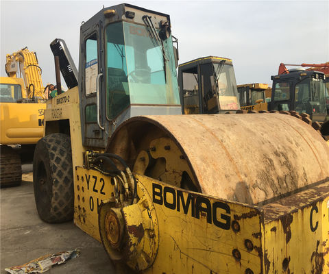 Вибрационный ролик BW217D-2 Хорошее состояние для дорожного строительства Рабочее время 6001-8000