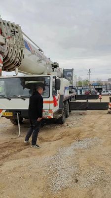 150 тн. Максимальная грузоподъемность грузовик-крейнер ZOOMLIO QY150H QAY220 QAY200 QY130K QY100KC