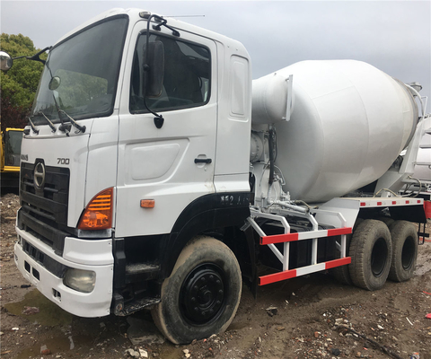 Подержанный бетонный смеситель HINO 700 с диаметром 24120*9940*17190 мм по доступной цене