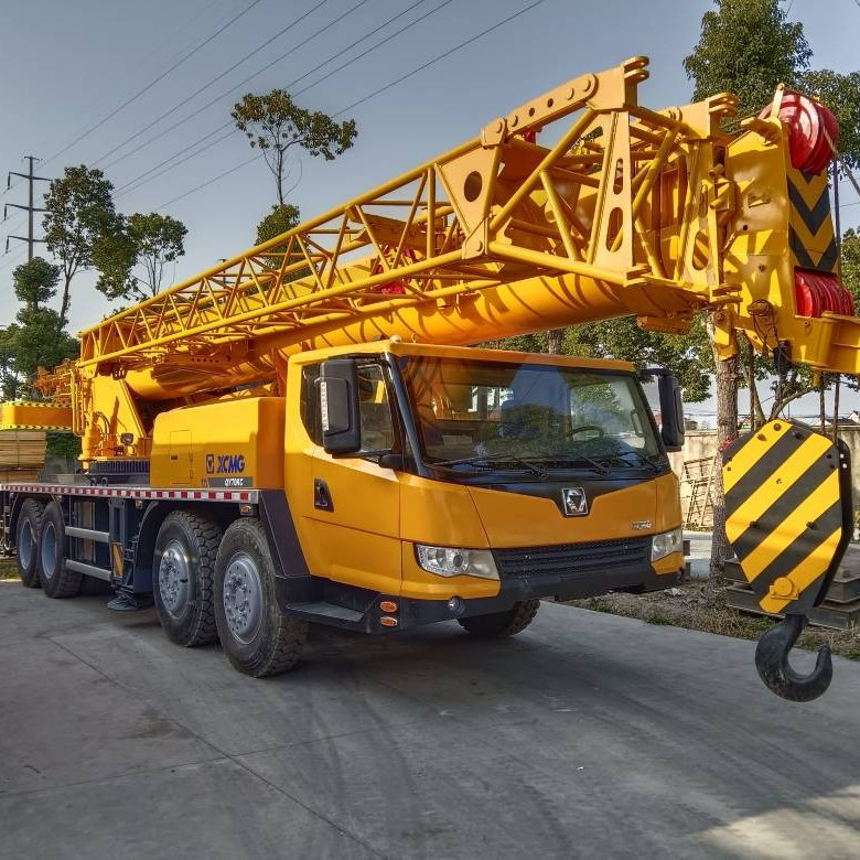 350 KN.m Номинальный подъемный момент используется XCM QY70KC грузовик крана для тяжелой работы