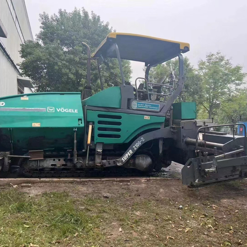 Максимальная толщина асфальта 1000 мм Использованный асфальтовый асфальт VOGEL 1800-2 для скорости асфальта 0-10 М/мин